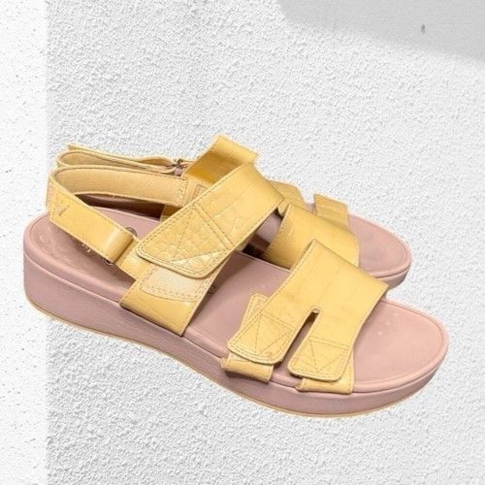 Vionic Roma Yellow Strappy Comfort‎ Walking Platform Sandals Women Size 11